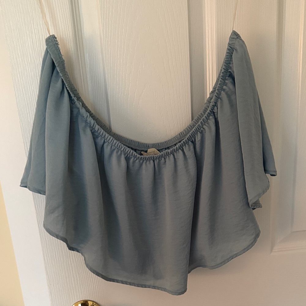 emory park Off-Shoulder Flutter Crop Top in Dusty Blue